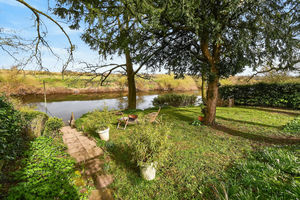 Photo 8- click for photo gallery